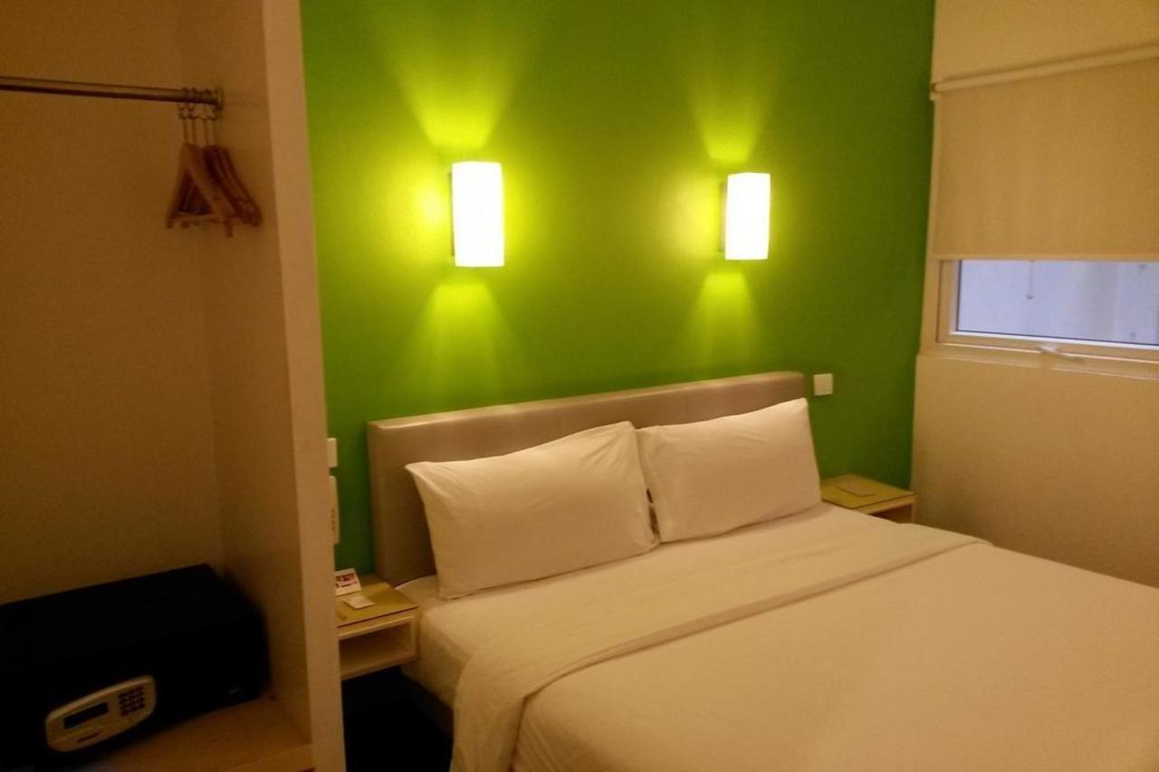 Amaris Hotel Panglima Polim 2 Jakarta Exterior foto